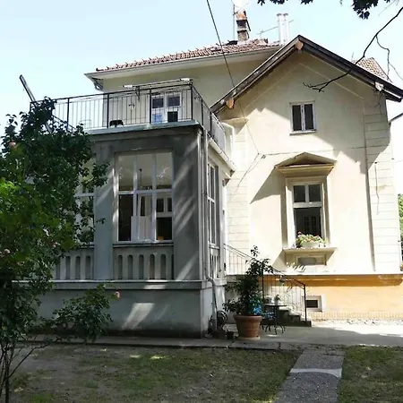 Giulietta With Garden, Free Parking * Budapeşte