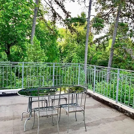 Giulietta With Garden, Free Parking Villa Budapest