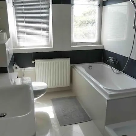 Giulietta With Garden, Free Parking Villa Budapest