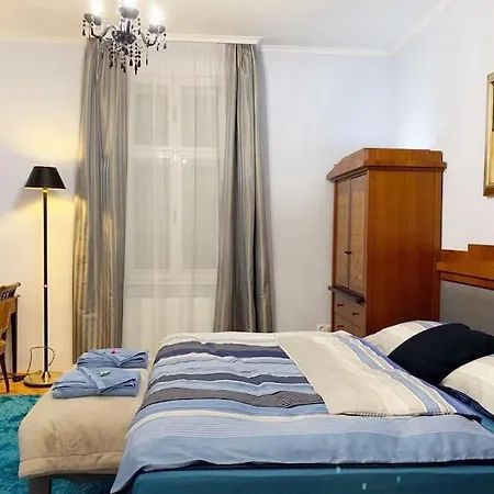 Villa Giulietta With Garden, Free Parking Budapest