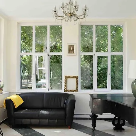 Villa Giulietta With Garden, Free Parking Budapest