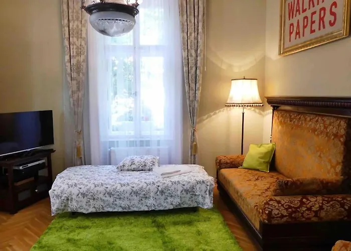 Giulietta With Garden, Free Parking Villa *