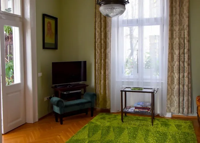 Giulietta With Garden, Free Parking Budapest